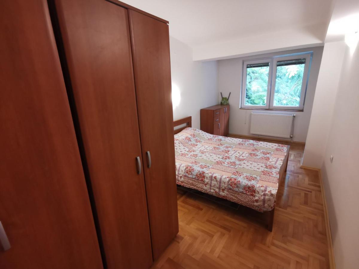 Zagrebska Flat Apartment Skopje Exterior photo
